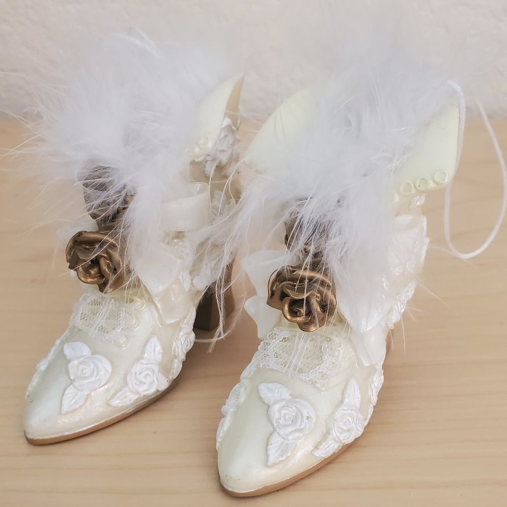 Vintage Victorian Resin Womens High Heel Shoe Boot Hanging Figurine Decorative